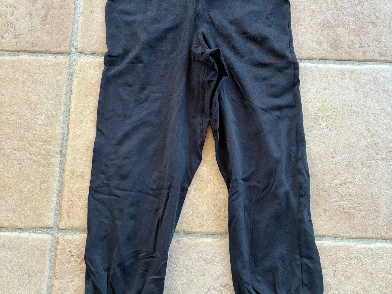 Billede 2 - Hummel træningsbukser str.176/16 år 