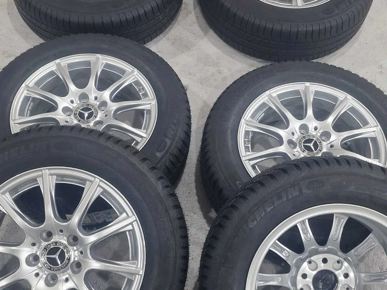 Billede 2 - Mercedes alufælge