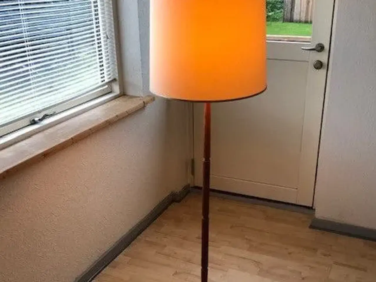 Billede 1 - Standerlampe