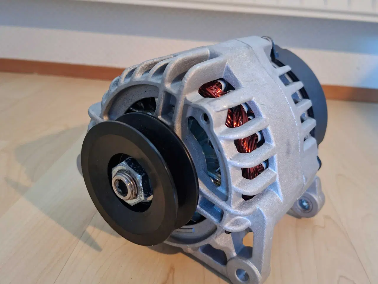 Billede 1 - Generator til Hydrema / Perkins 85 Amp