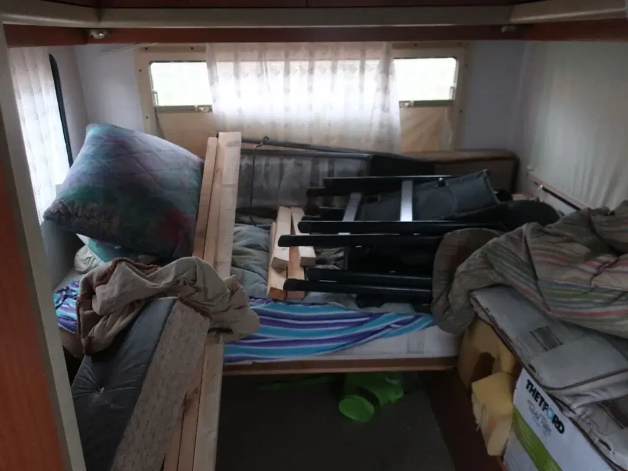 Billede 20 - Campingvogn HOBBY 460 med indhold