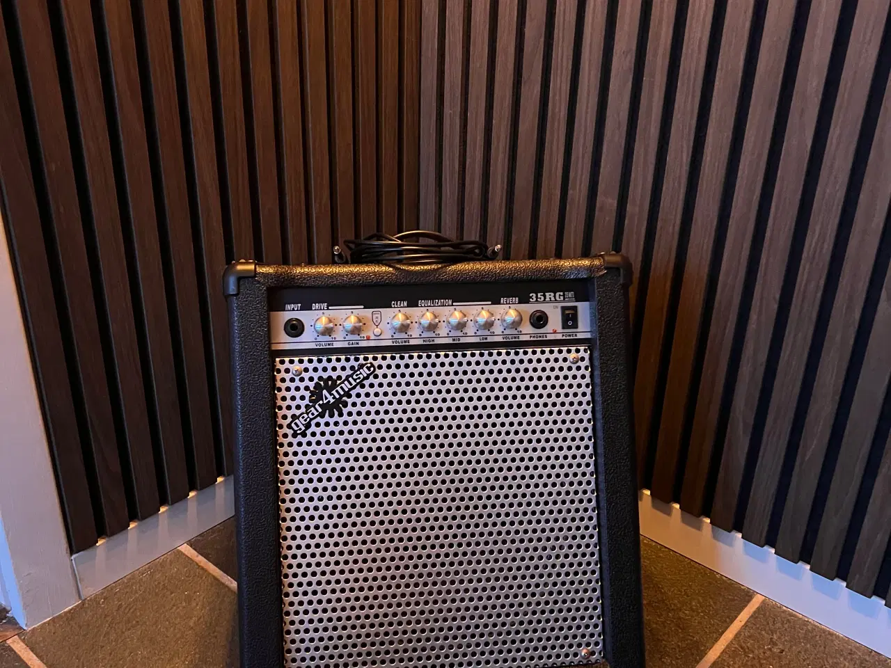 Billede 5 - Elektrisk guitar med 35 watt forstærker