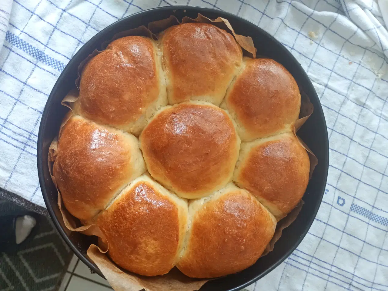 Billede 2 - Hjemmelavet håndlavet brød