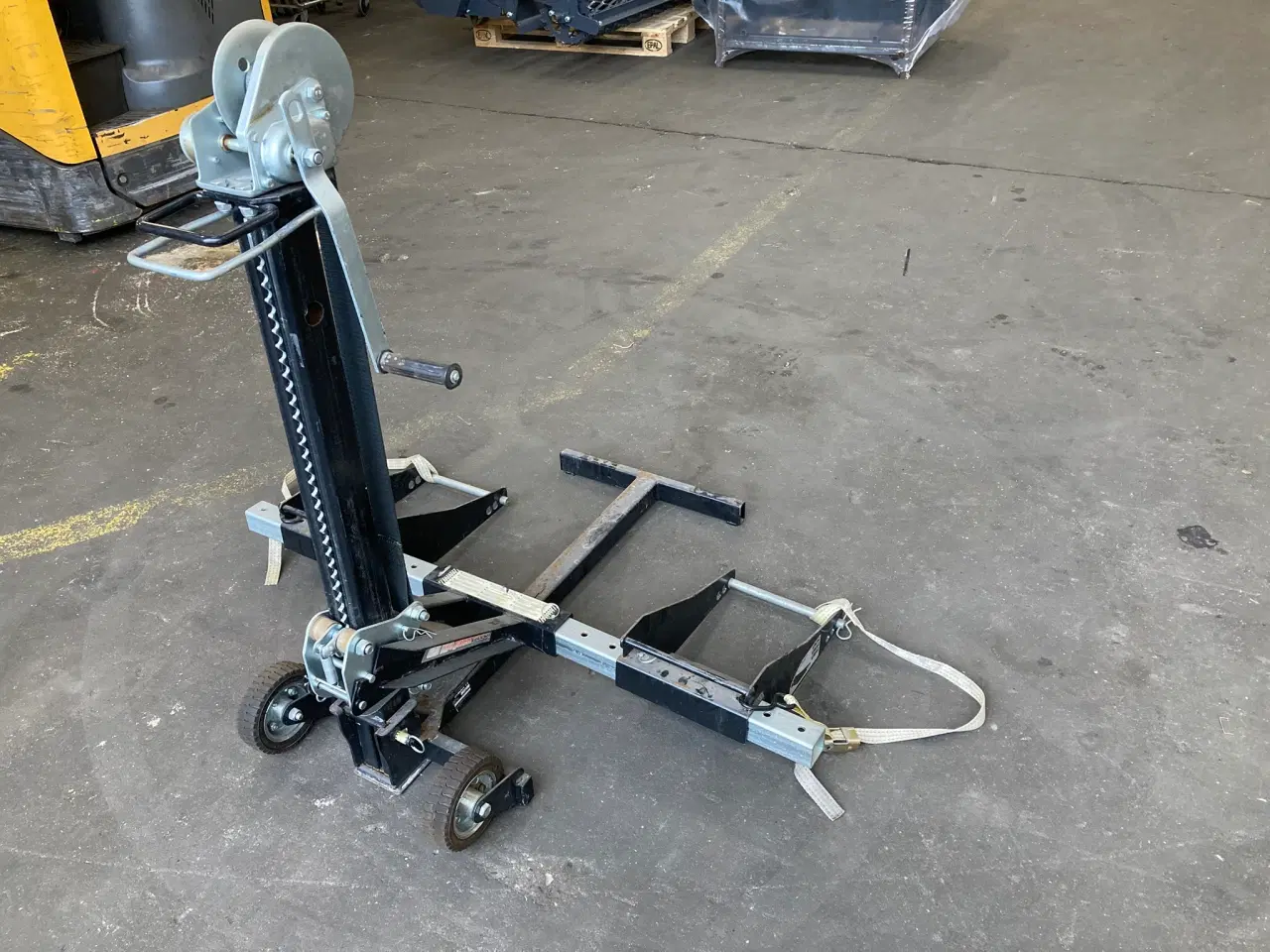 Billede 2 - Plænetraktor løfter 