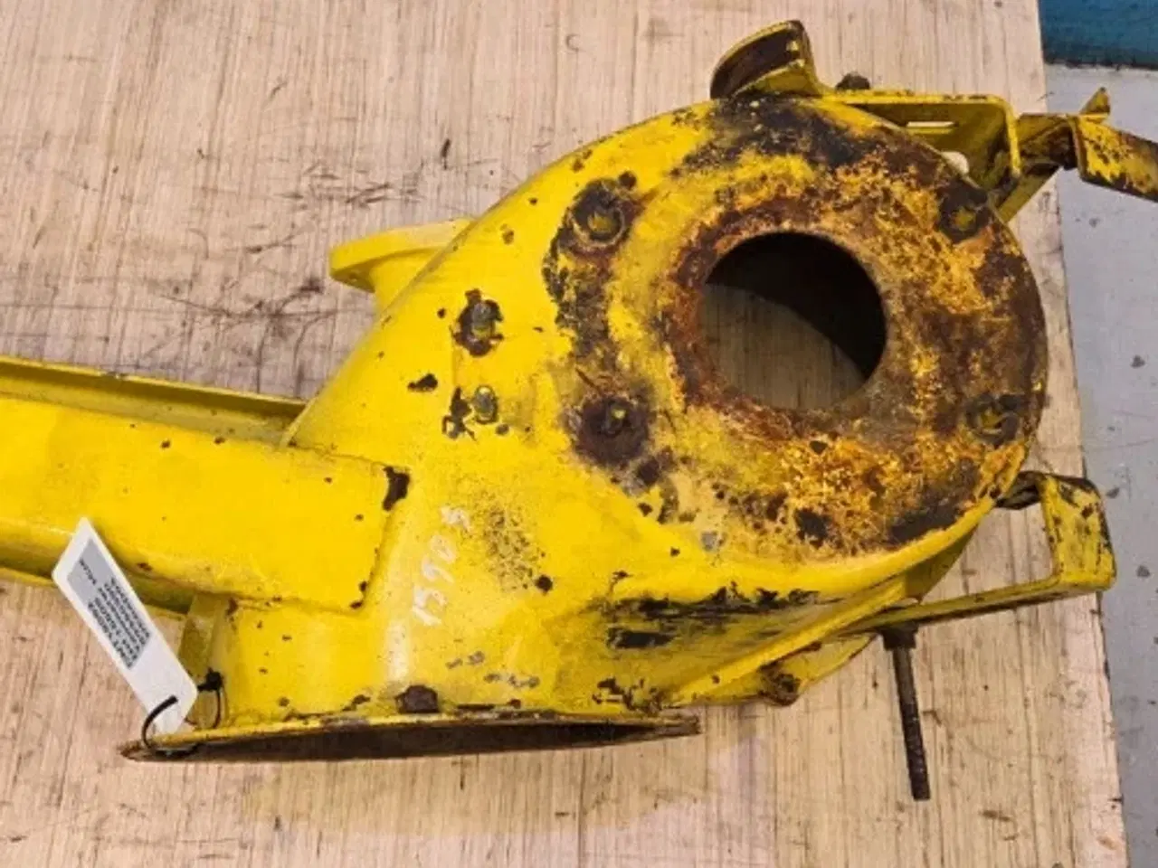 Billede 15 - New Holland 1550S Tømmerør Hus 80350390