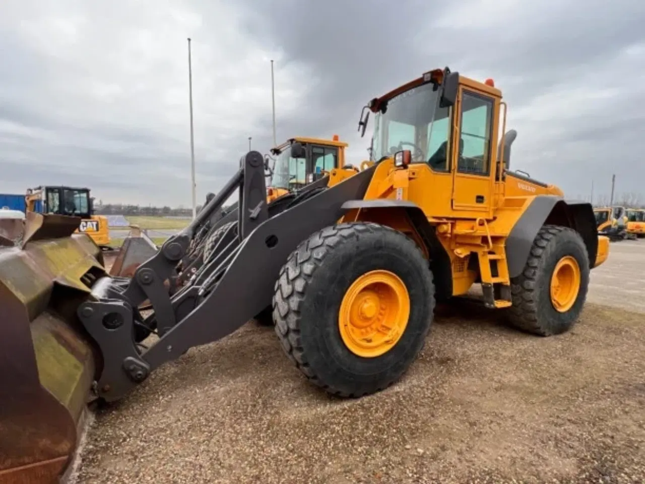 Billede 1 - Volvo L120E - Yderst velholdt / Vægt, lang bom og CDC styring