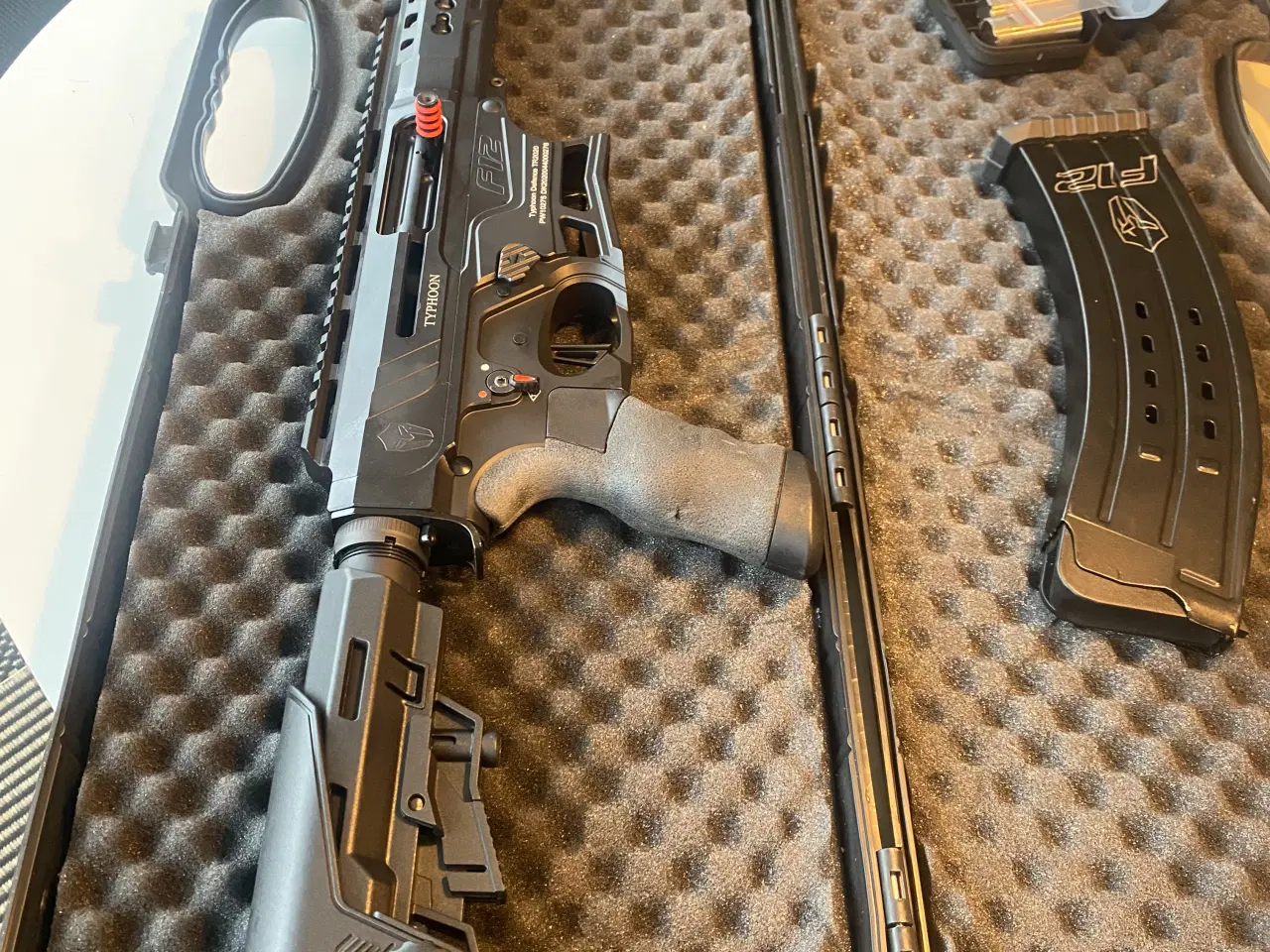 Billede 1 - Halvautomatisk haglgevær - Typhoon f12