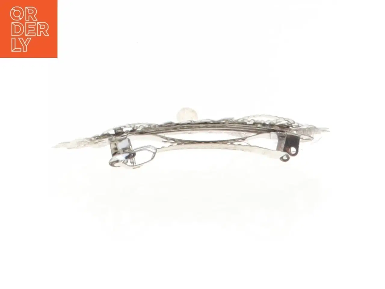 Billede 3 - Sølvfarvet hårspænde (str. 7 x 3 cm)