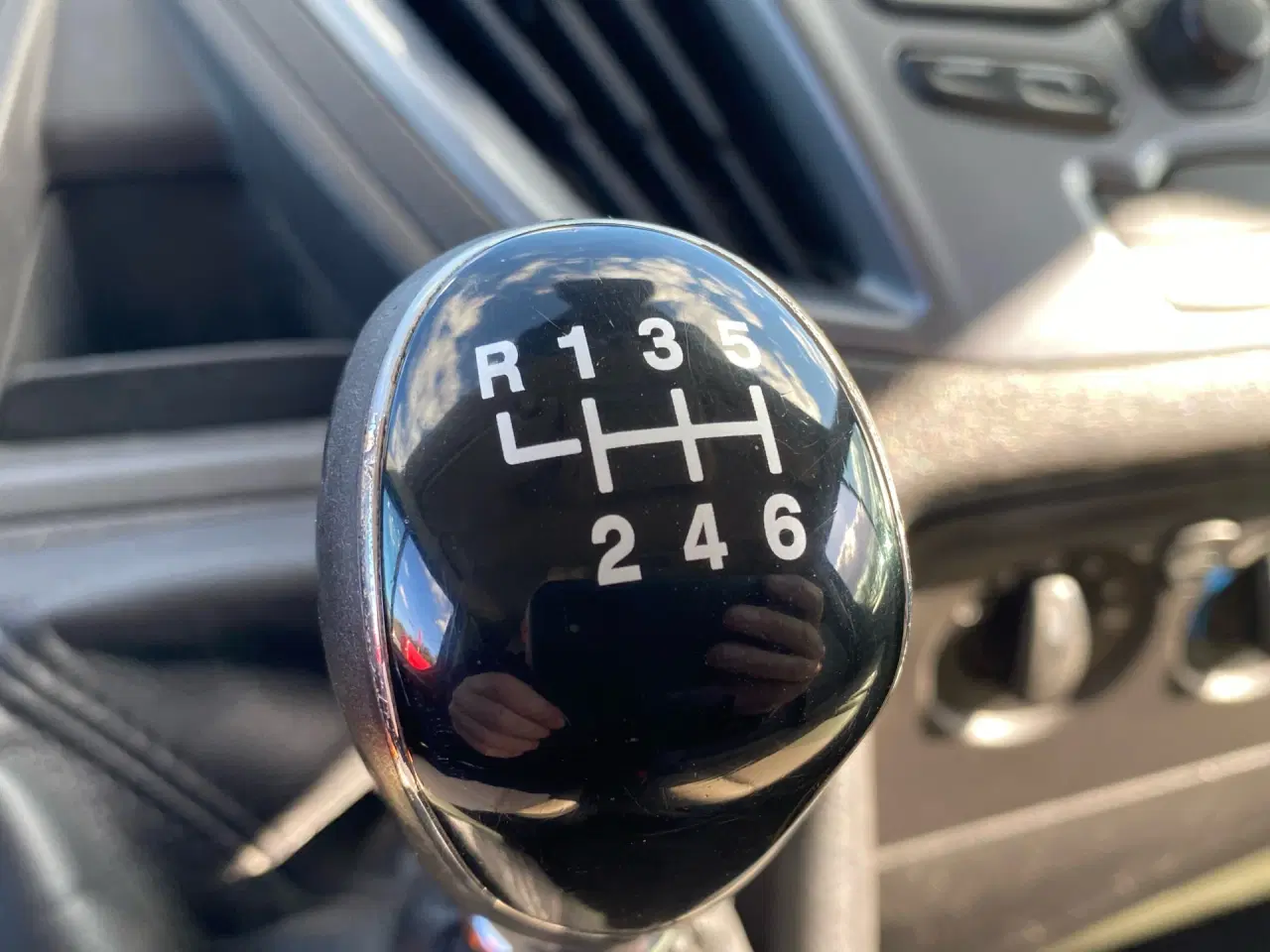 Billede 13 - Ford Tourneo Custom 300 S 2,2 TDCi Titanium 125HK 6g