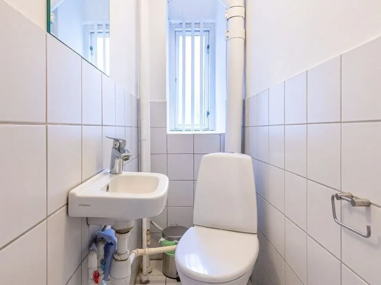 Billede 9 - Butik. showroom, klinik eller lignende på 72 m² med stor synlighed - 3 måneders lejefrihed ved indflytning