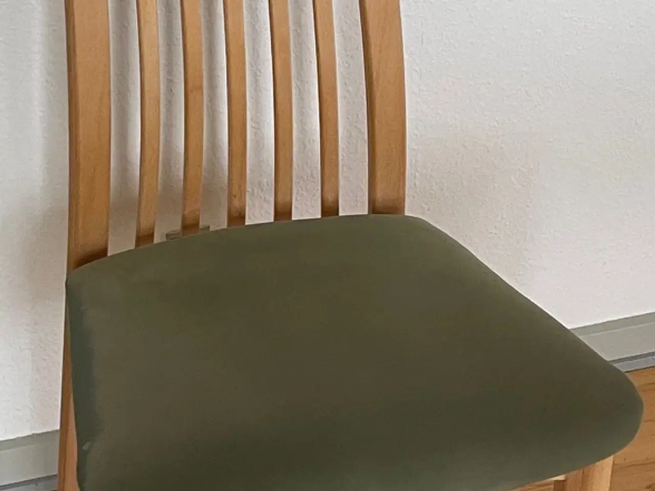 Billede 5 - Spisebord med plade - i meget fin stand. 