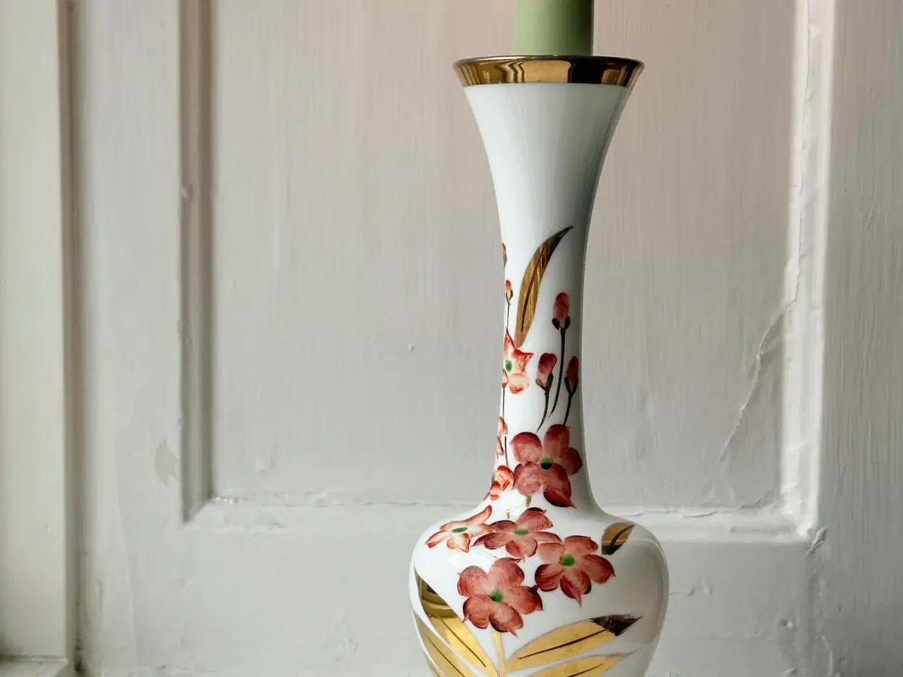 Billede 1 - Opalineglas m blomster og guld