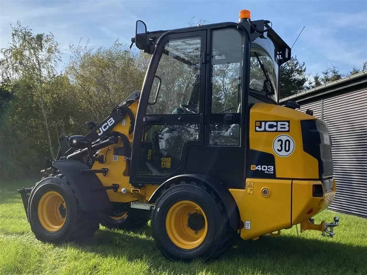 Billede 2 - JCB 403 Plus Agri Med kabine og 30 km/t