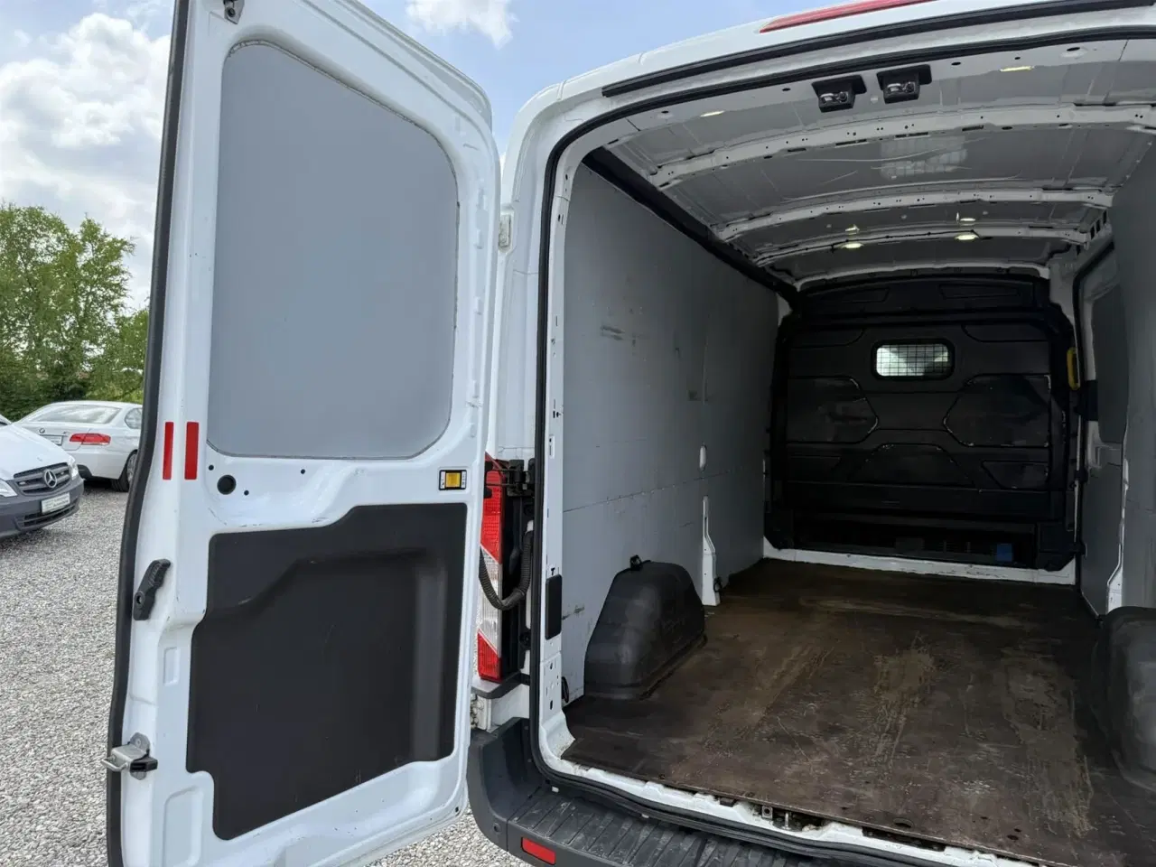 Billede 14 - Ford Transit 350 L3H2 2,0 TDCi Trend 170HK Van 6g Aut.