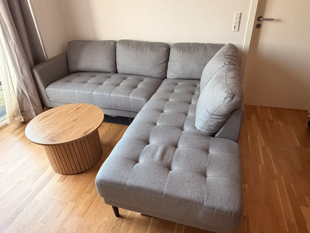 Billede 1 - Fin sofa købt i Daells