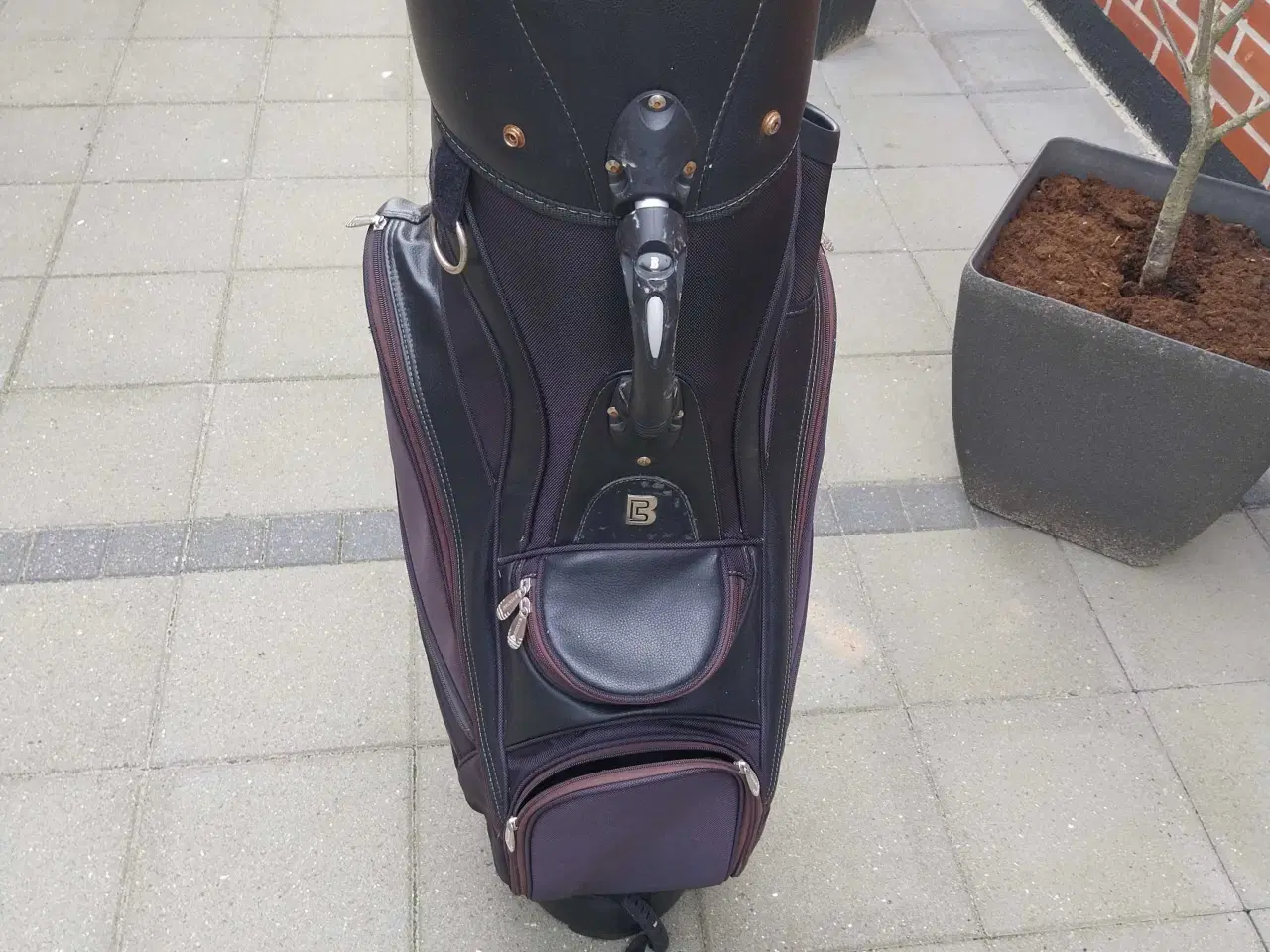 Billede 2 - Golfbag Bennington ruminddelt
