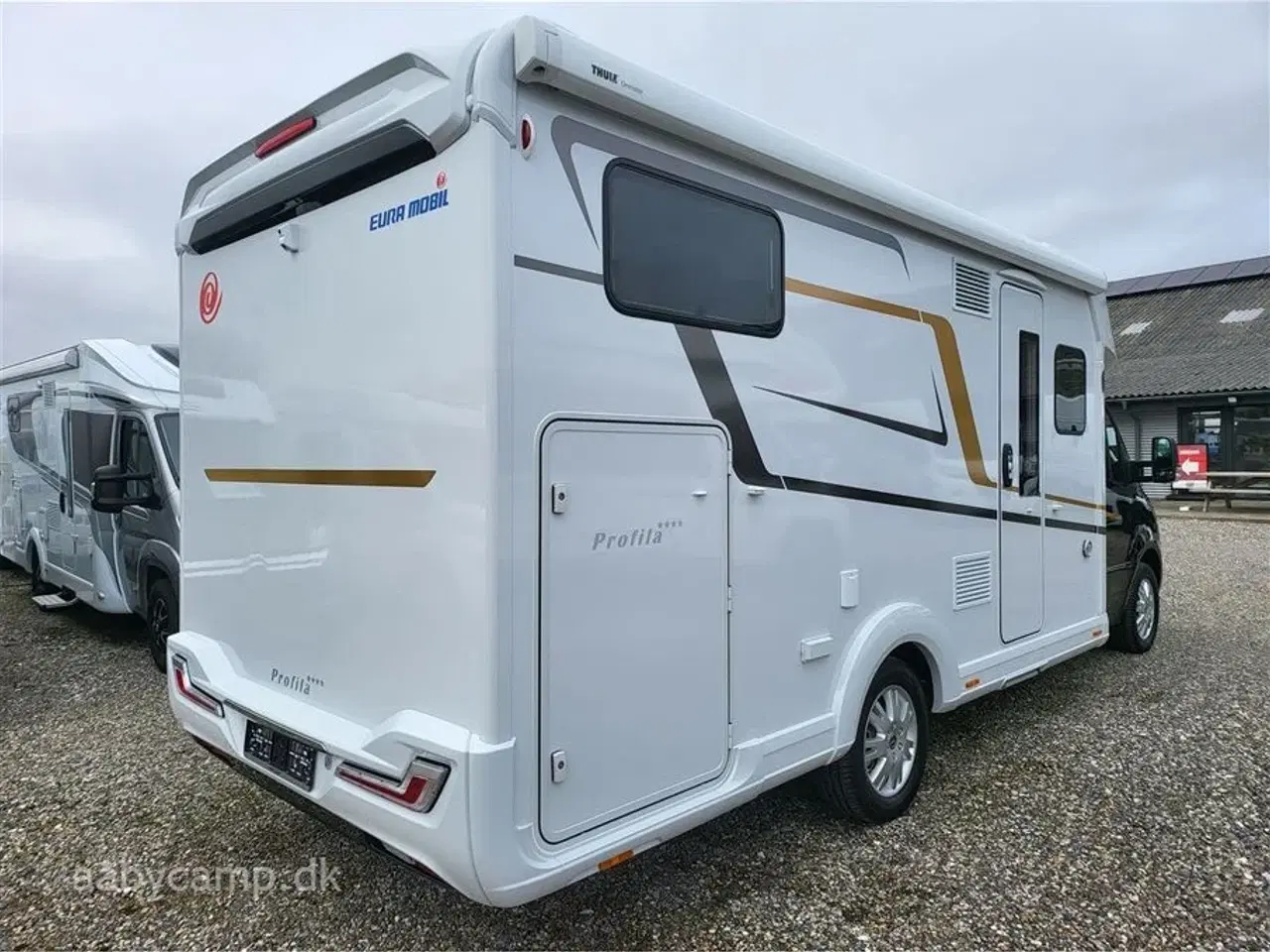 Billede 3 - 2025 - Euramobil Profila T726 EF   Luksus Delintegreret Camper på Mercedes 4500 kg, 170 HK