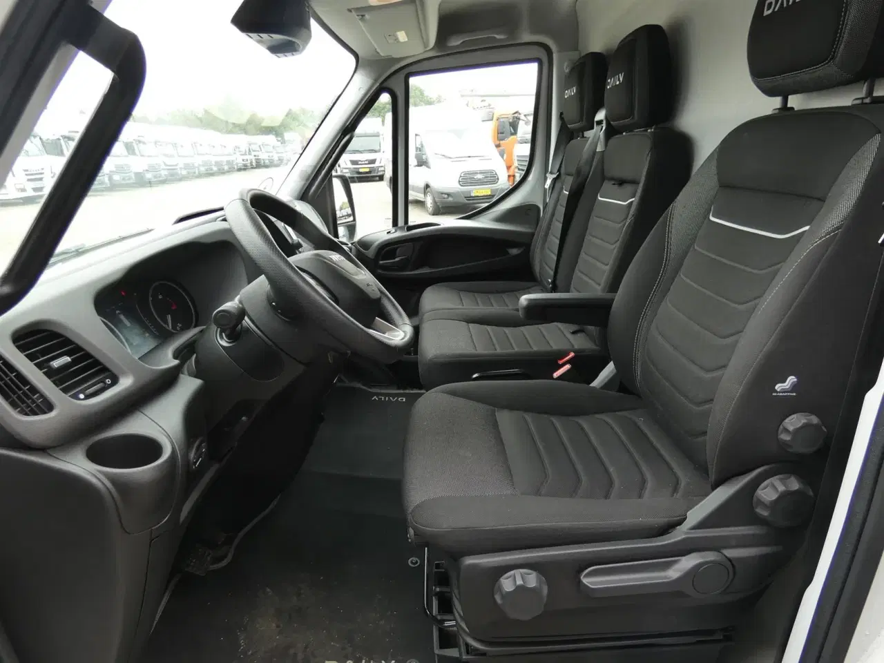 Billede 9 - Iveco Daily 35S18 12m3 3,0 D 180HK Van 8g Aut.