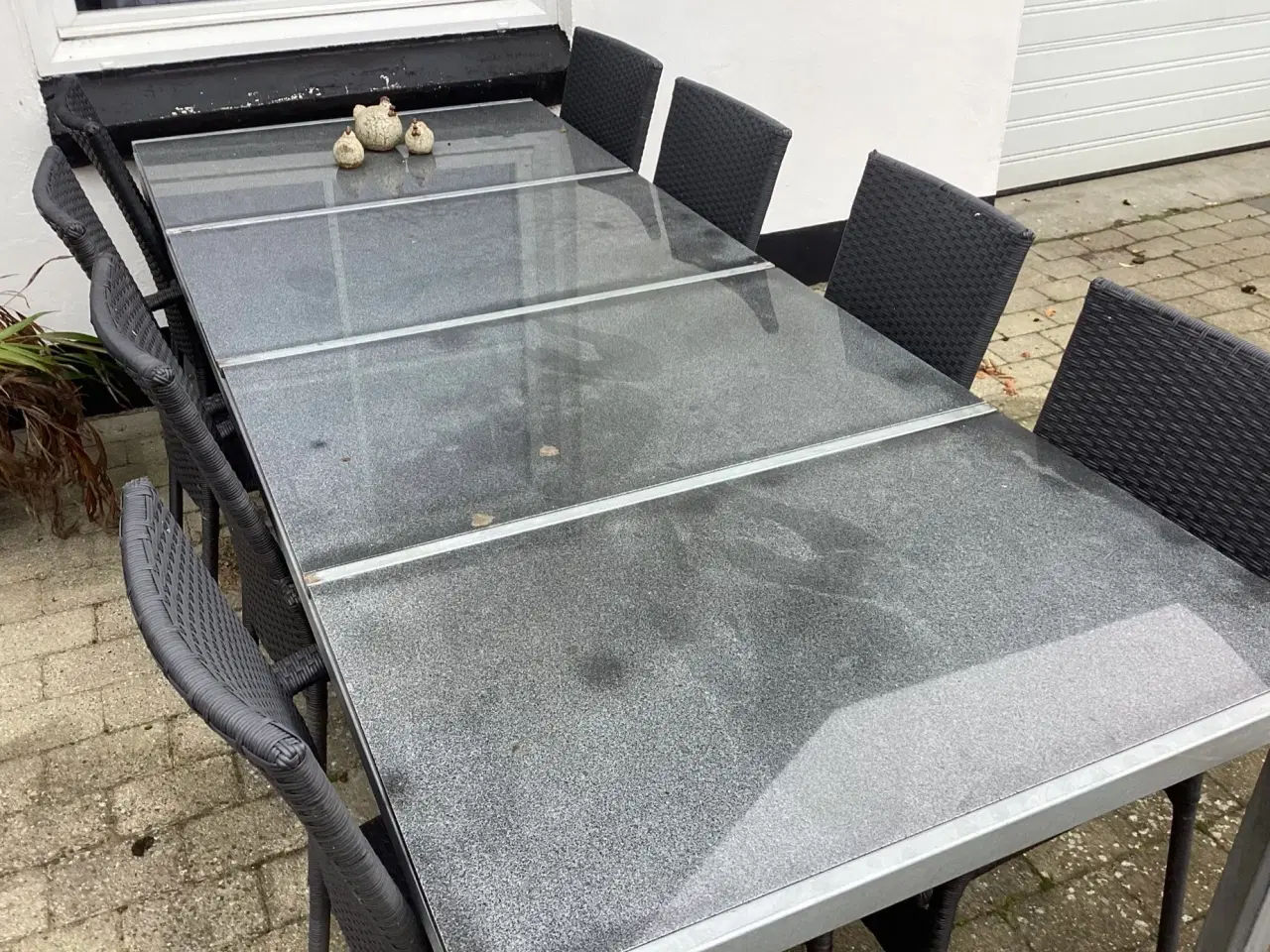 Billede 2 - havebord & 8 stole