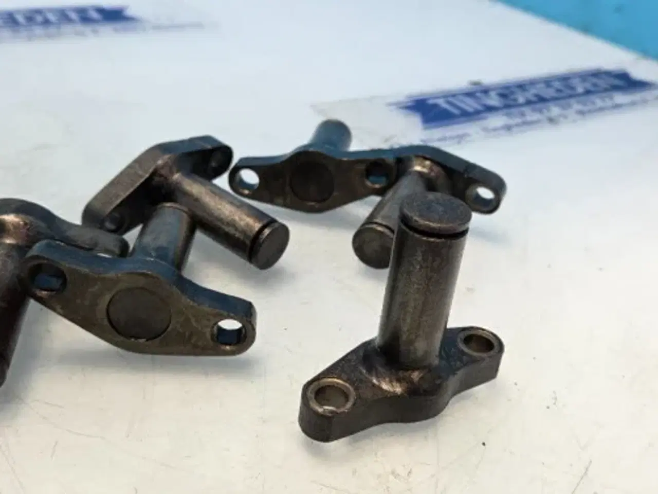 Billede 8 - Iveco F3AE0684D Afstandsstykke 504001460  6Stk