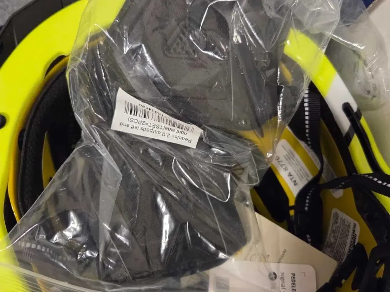 Billede 13 - ABUS. L 56-62 Pedelec 2.0 MIPS | Gul Cykelhjelme.