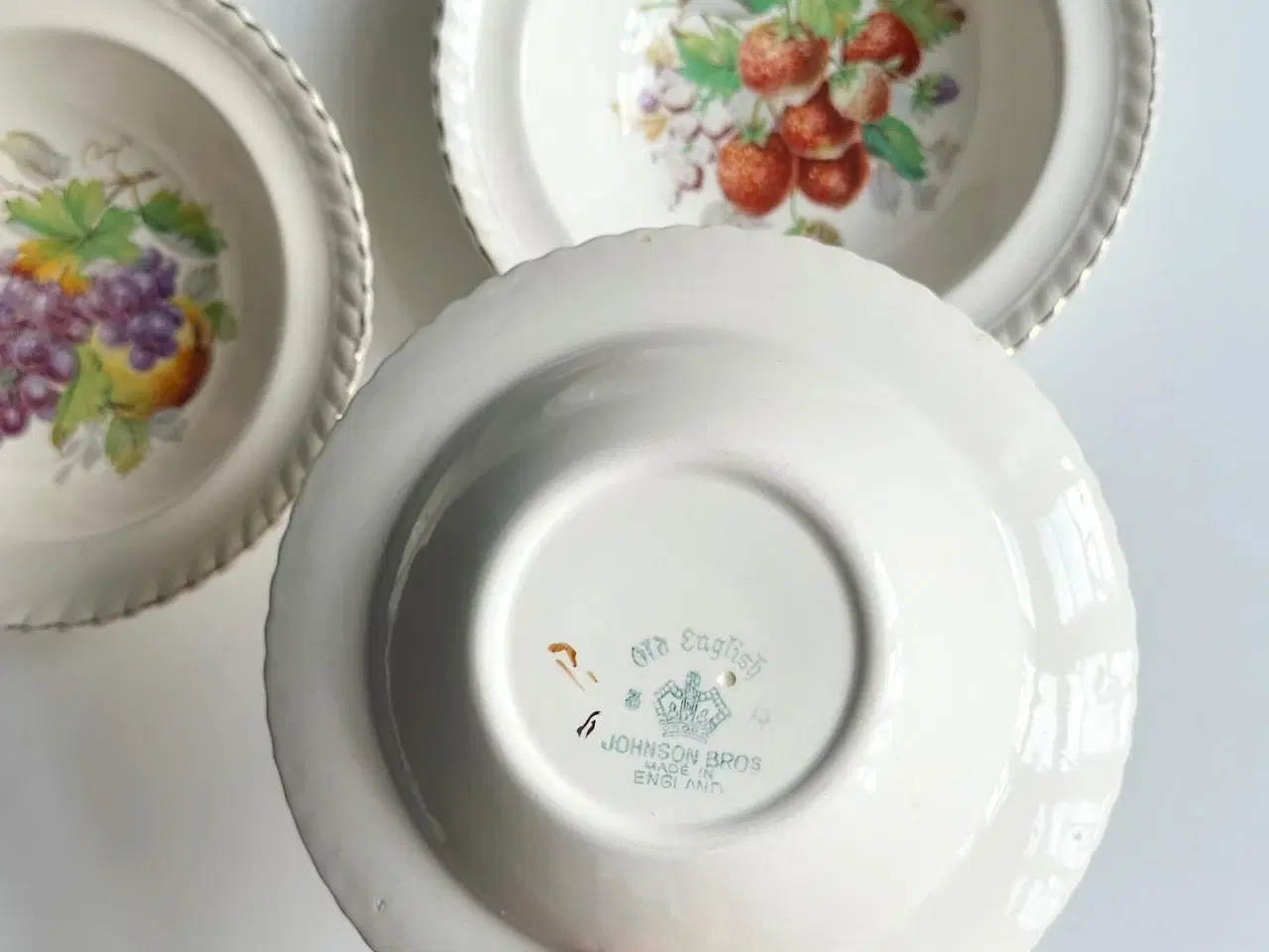 Billede 5 - Ymerskåle m frugtmotiver, engelsk fajance, 4 stk samlet, NB