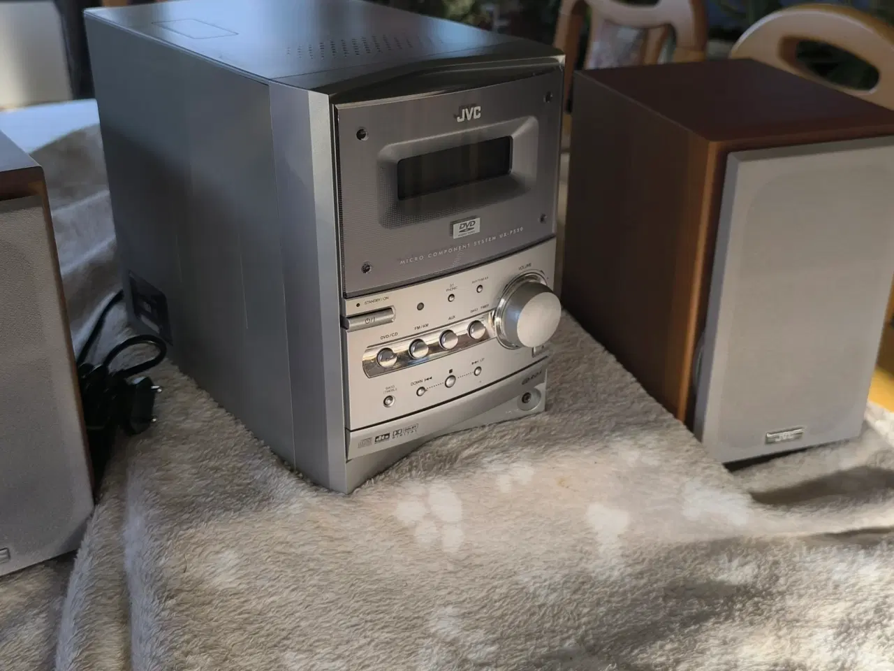 Billede 2 - JVC mini Stereoanlæg
