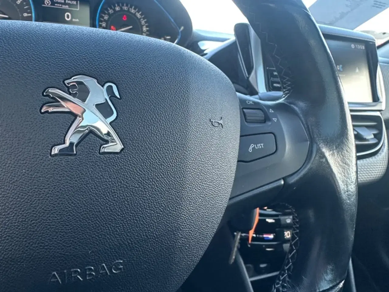 Billede 14 - Peugeot 2008 1,2 e-THP 110 Allure Sky
