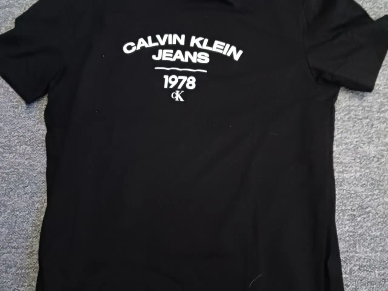 Billede 1 - Calvin Klein t-shirt 