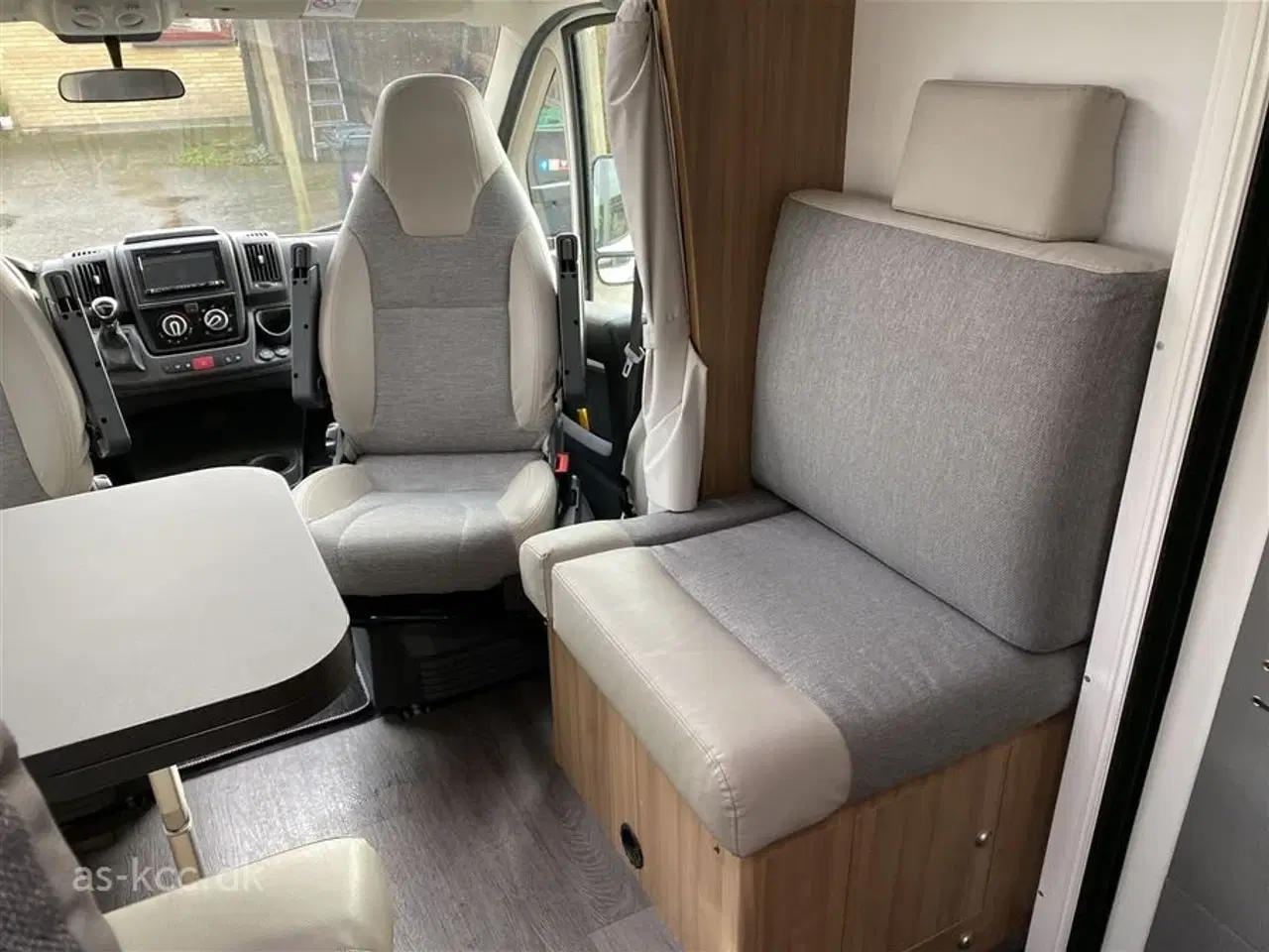 Billede 22 - 2020 - Sun Living S 75 SC   Autocamper med fritstående dobeltseng  Automatgear. 23.000 km.