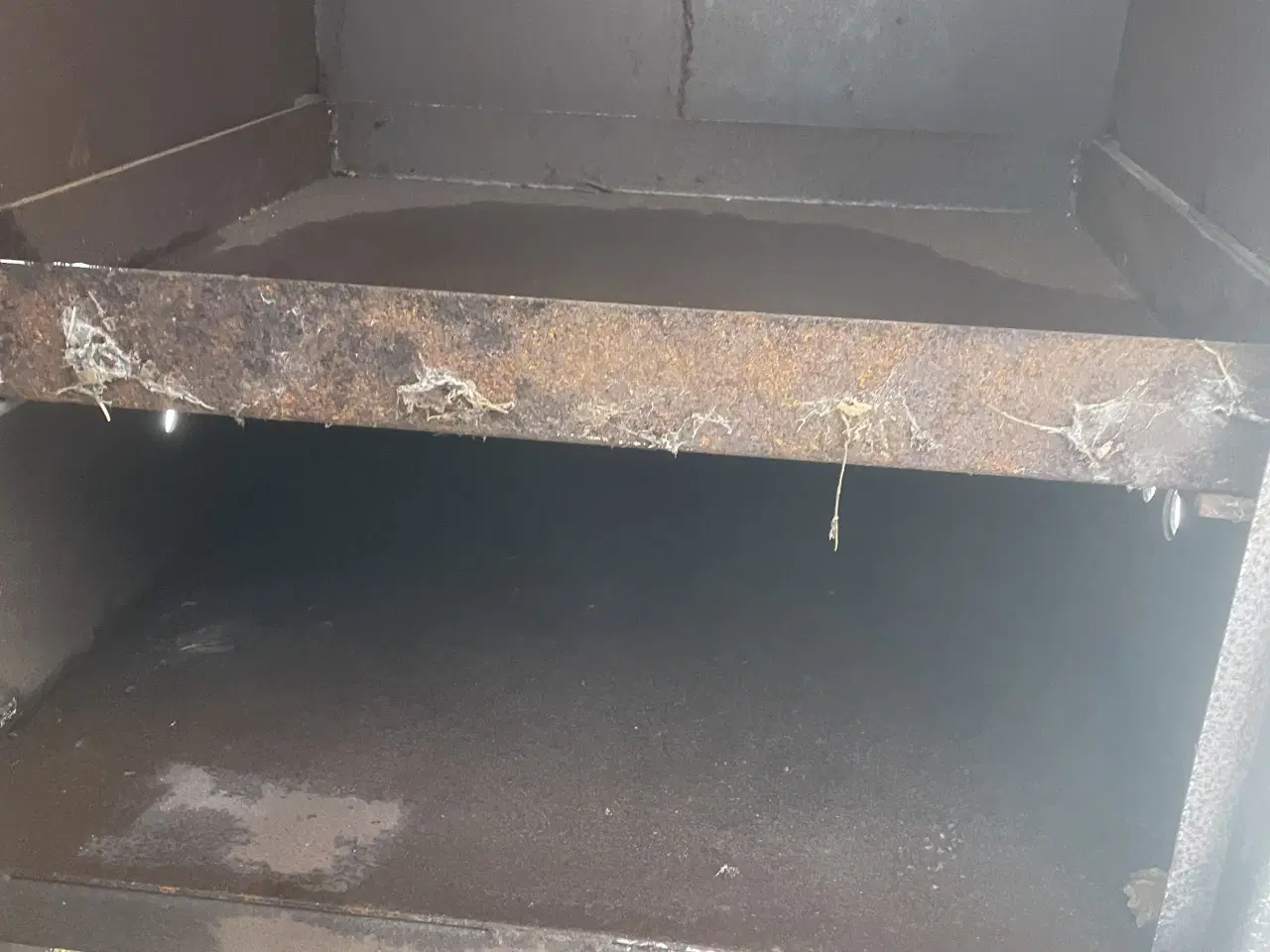 Billede 4 - røgeovn i metal.