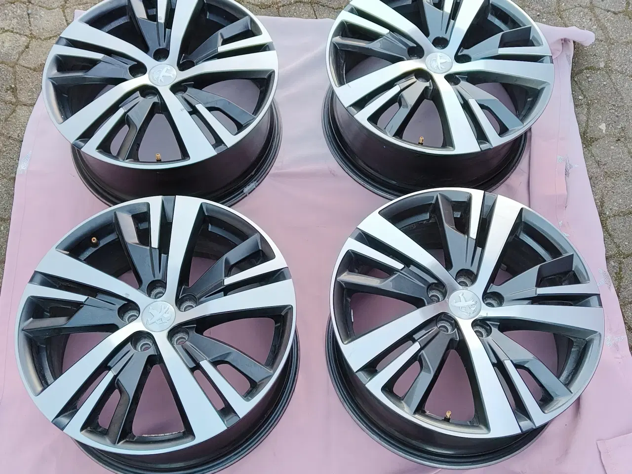 Billede 6 - Originale peugeot alufælge 18/5x108