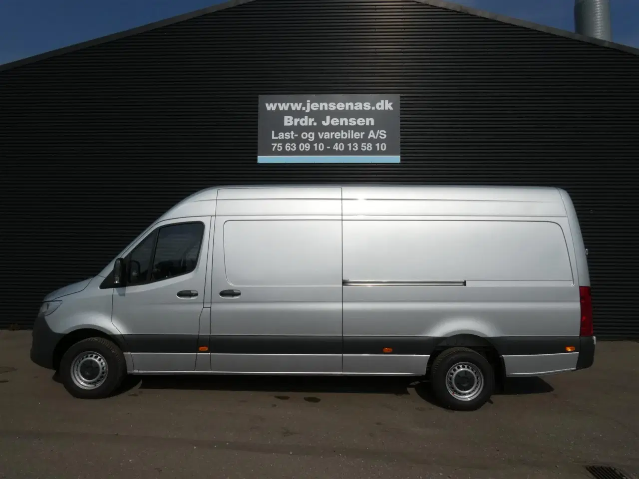 Billede 2 - Mercedes-Benz Sprinter 317 2,0 CDI A3 H2 RWD 9G-Tronic 170HK Van Aut.