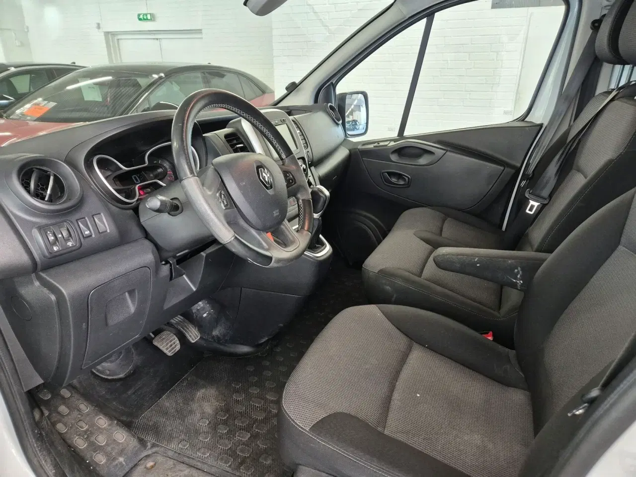 Billede 6 - Renault Trafic T29 L2H1 2,0 DCI 145HK Van 6g Aut.