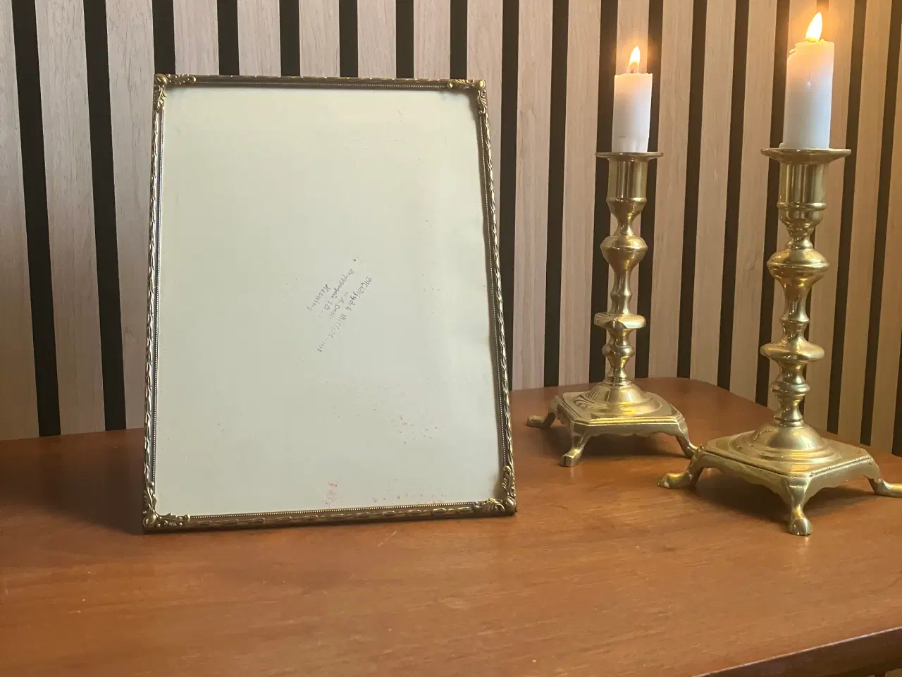 Billede 1 - Gammel metal rammer med fine detaljer og patina.