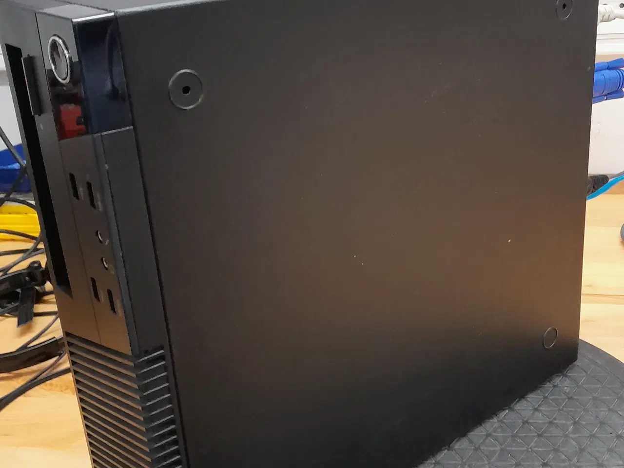 Billede 2 - Lenovo Thinkcentre i pæn stand
