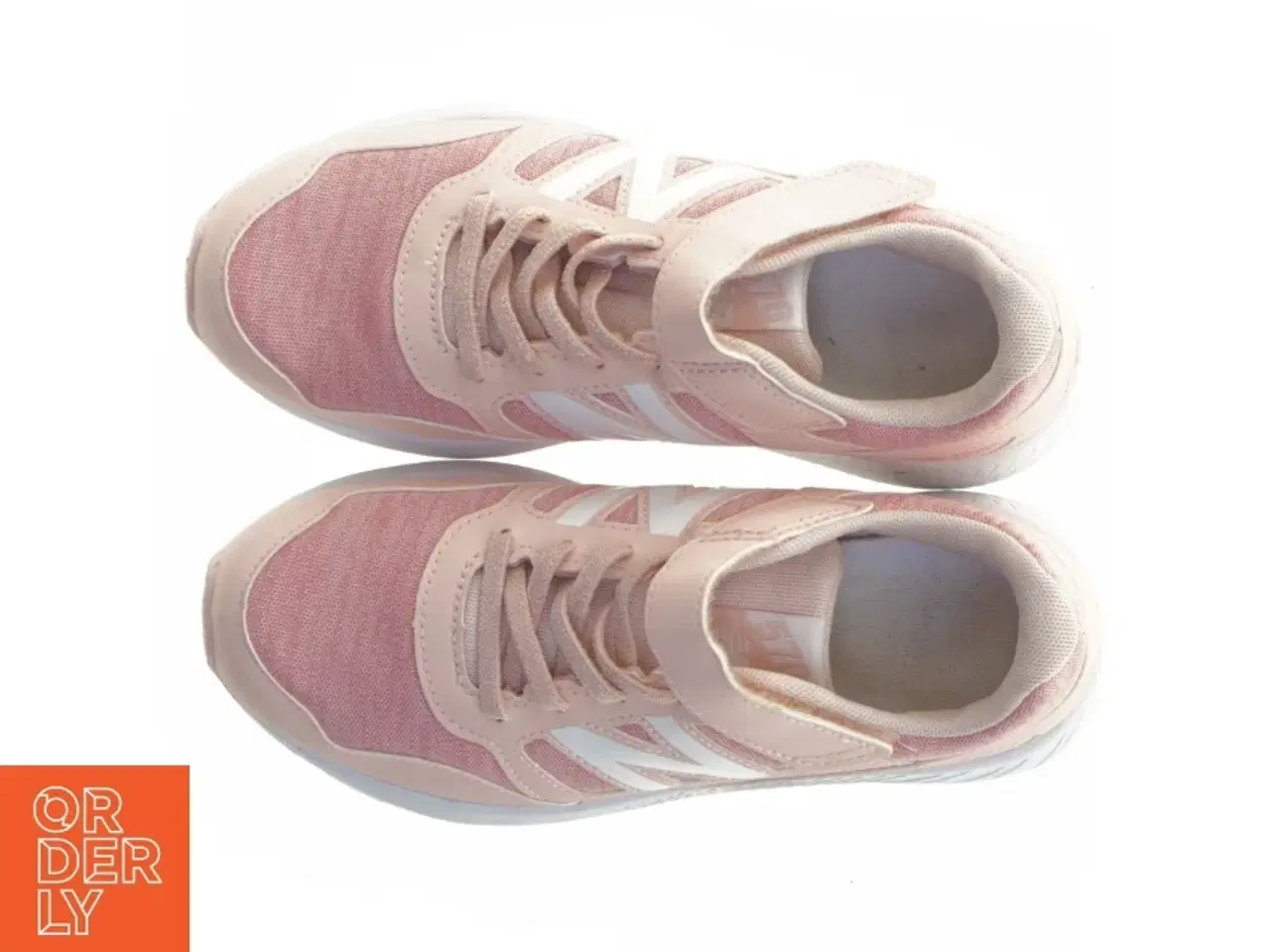 Billede 4 - Lyserøde sneakers fra New Balance (str. 35,5)