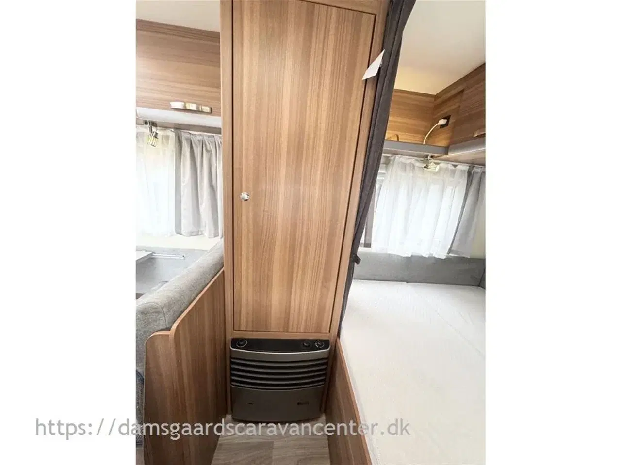 Billede 18 - 2018 - Weinsberg CaraOne 390 QD   Dobbeltseng-Gulvtemp.-Mover-Telt