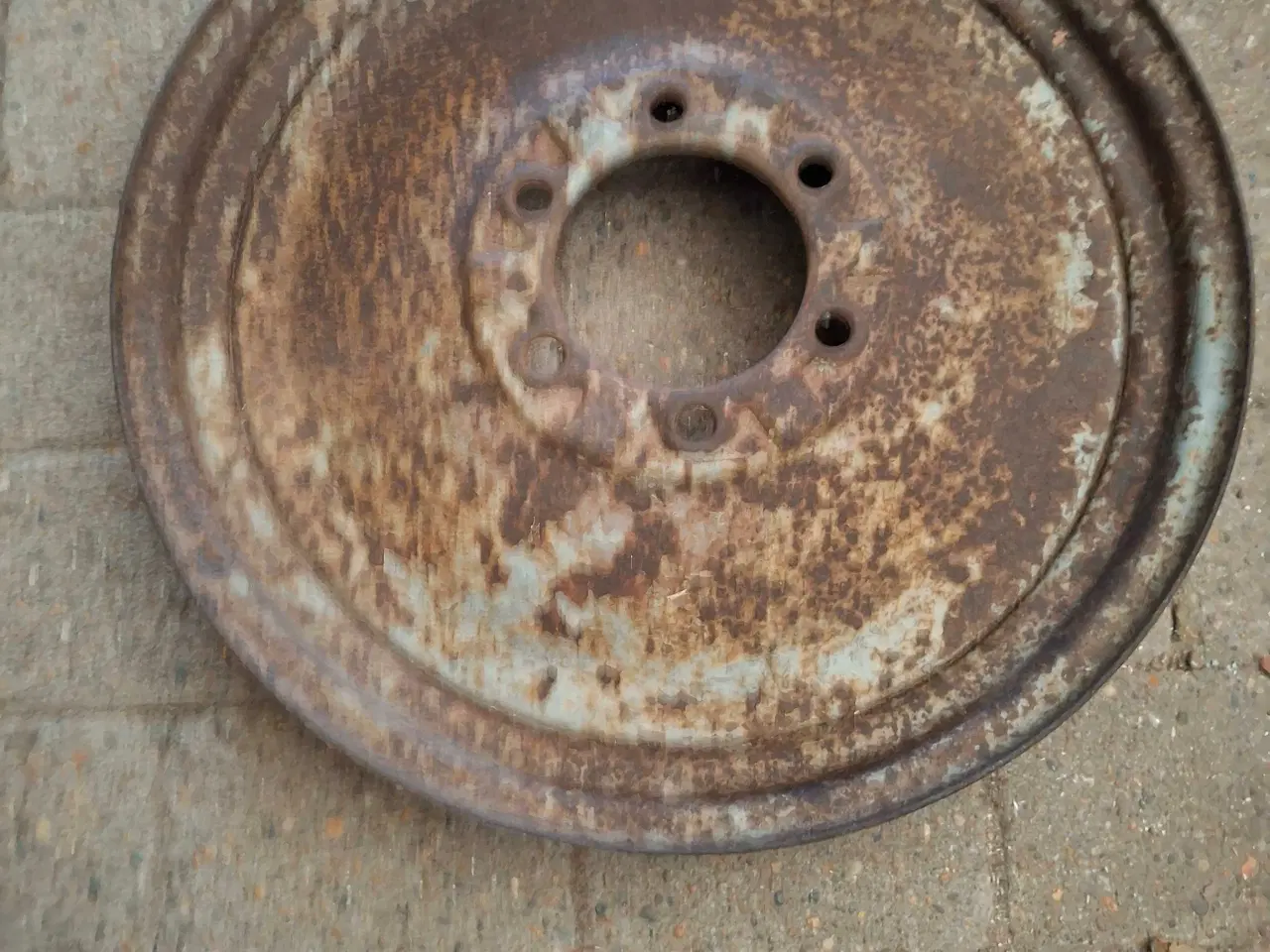 Billede 1 - Ferguson pladefælg lukketfælg