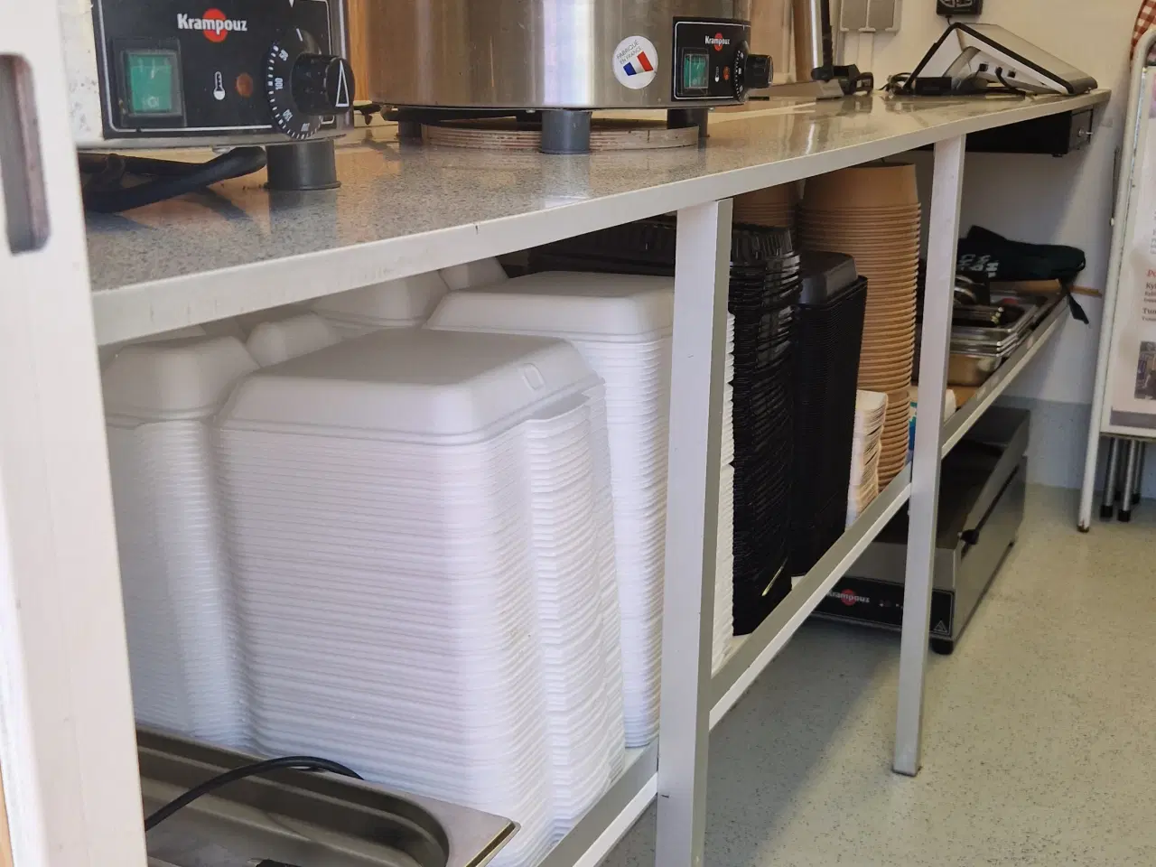 Billede 2 - Salgsvogn / foodtrailer