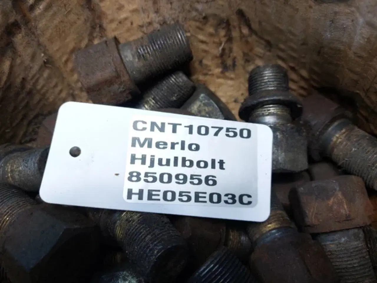 Billede 8 - Merlo P40.7 Hjulbolt 850956