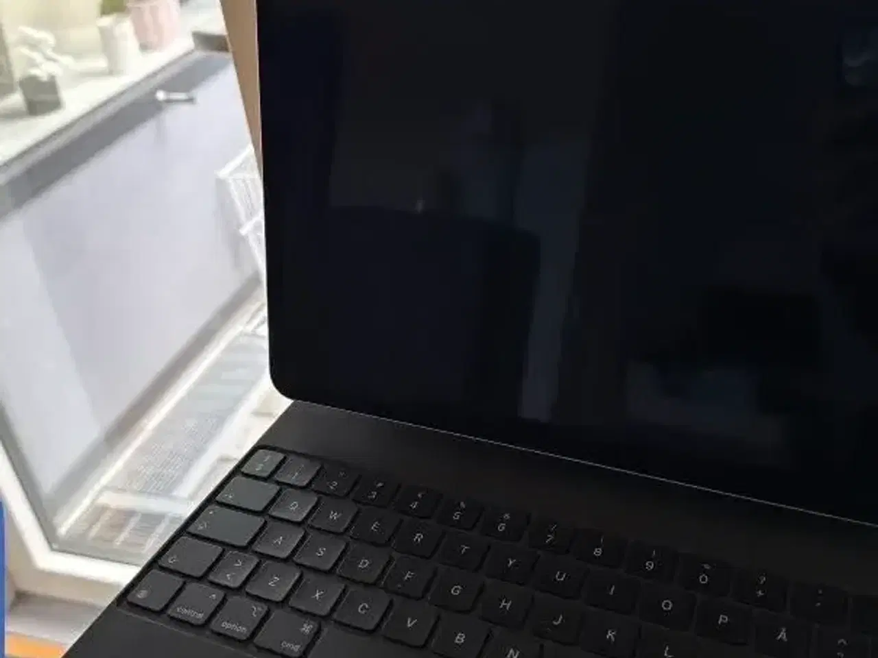 Billede 3 - iPad Pro 4 12,9’’ WiFi+Mobil samt Apple Magic Keyb