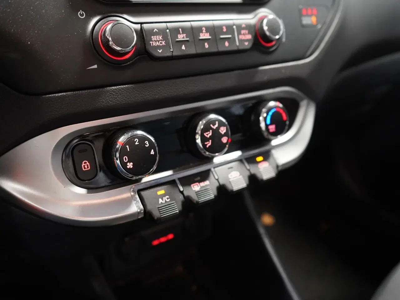 Billede 12 - Fin pendler benzinbil.