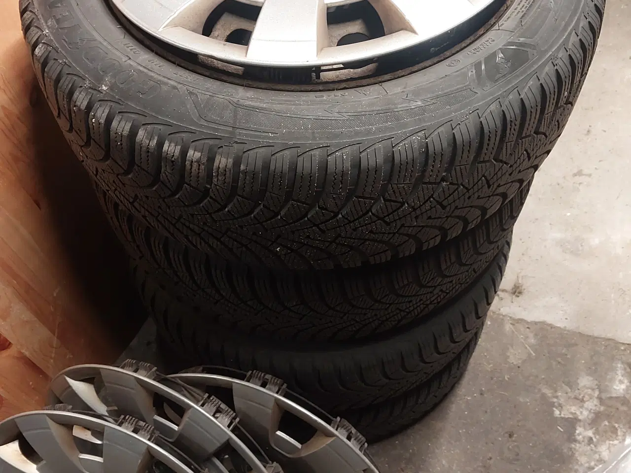Billede 1 - vinterdæk med stålfælge