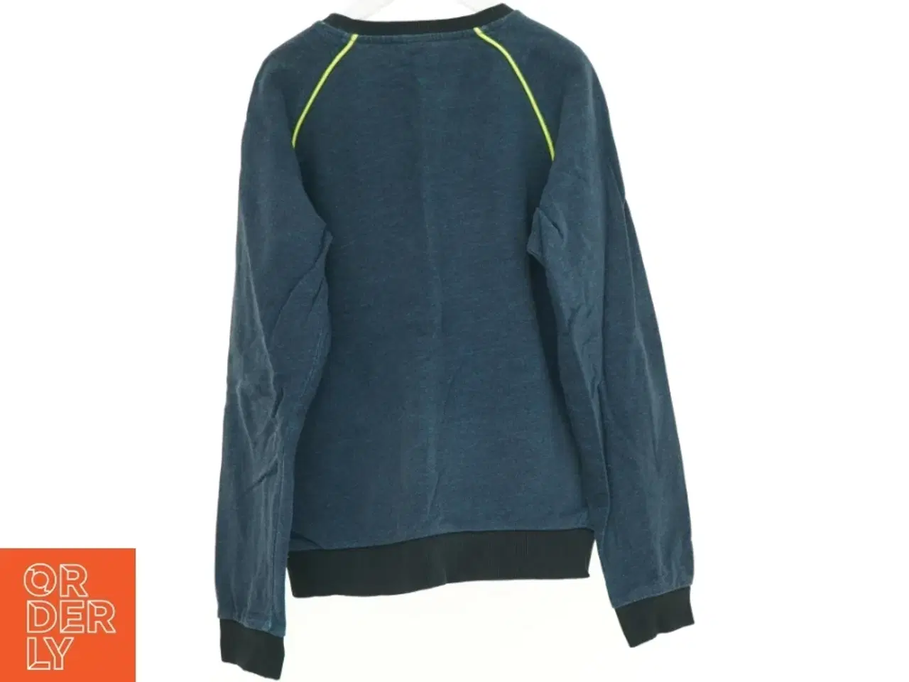 Billede 2 - Sweatshirt fra Hummel (str. 152 cm)