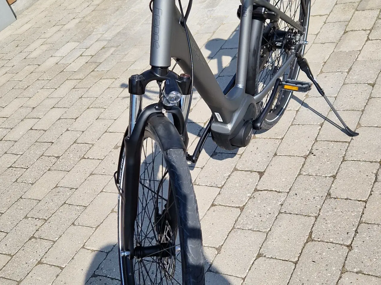 Billede 2 - Elcykel Frapé FBC 500 W Bosch centermotor fra 2024