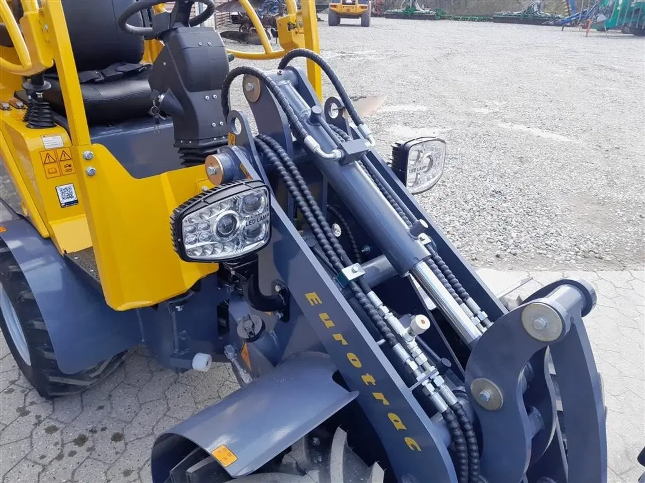Billede 11 - Eurotrac W11 med lav tårn