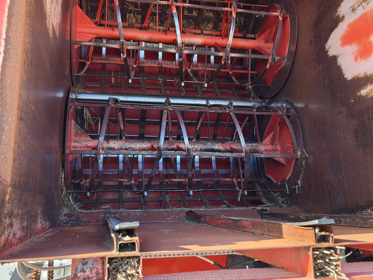 Billede 3 - Linka halmoprivet til bigballer