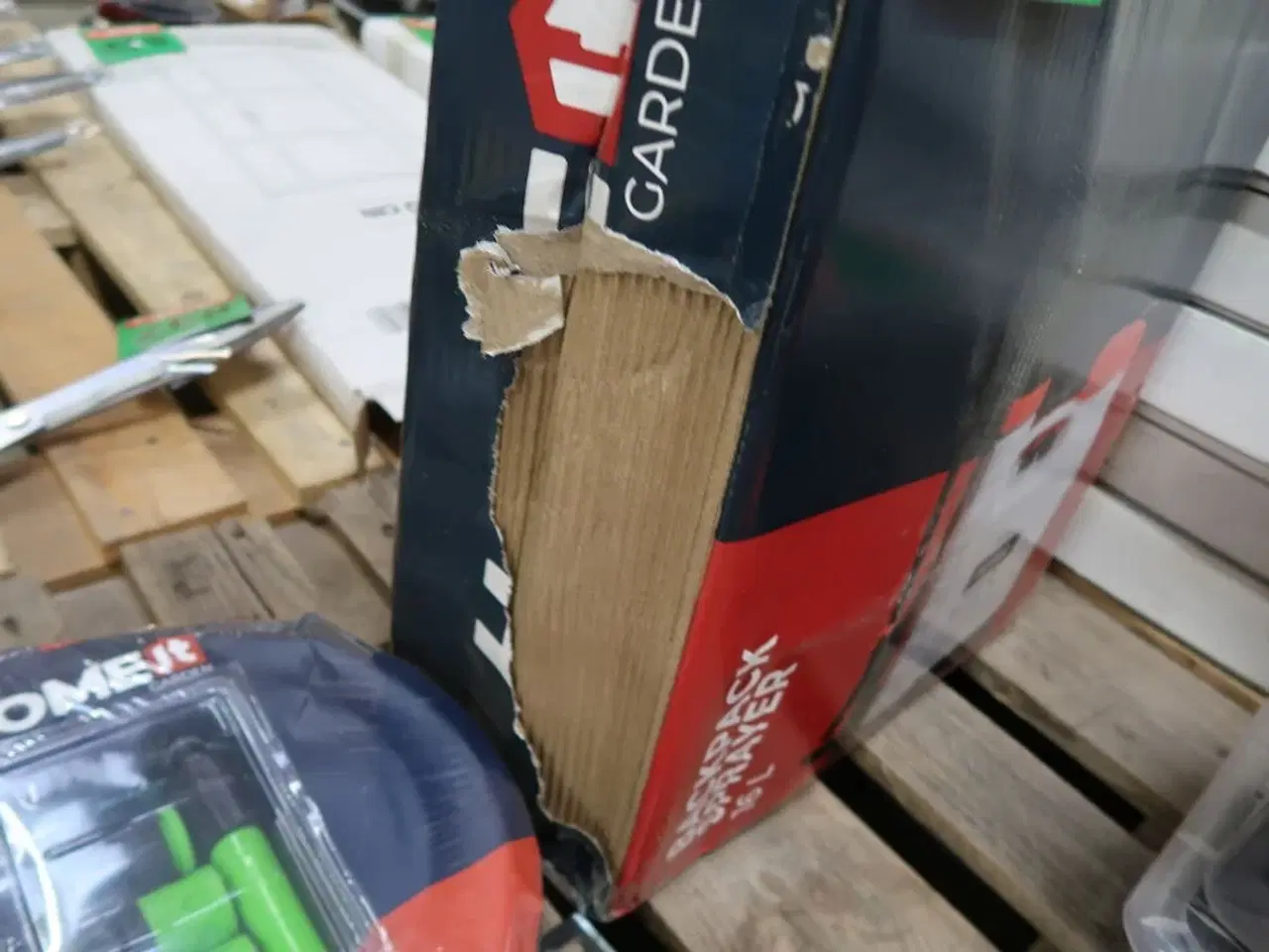 Billede 3 - HOME It havesprøjte med pumpe og 3 dyser 16 liter