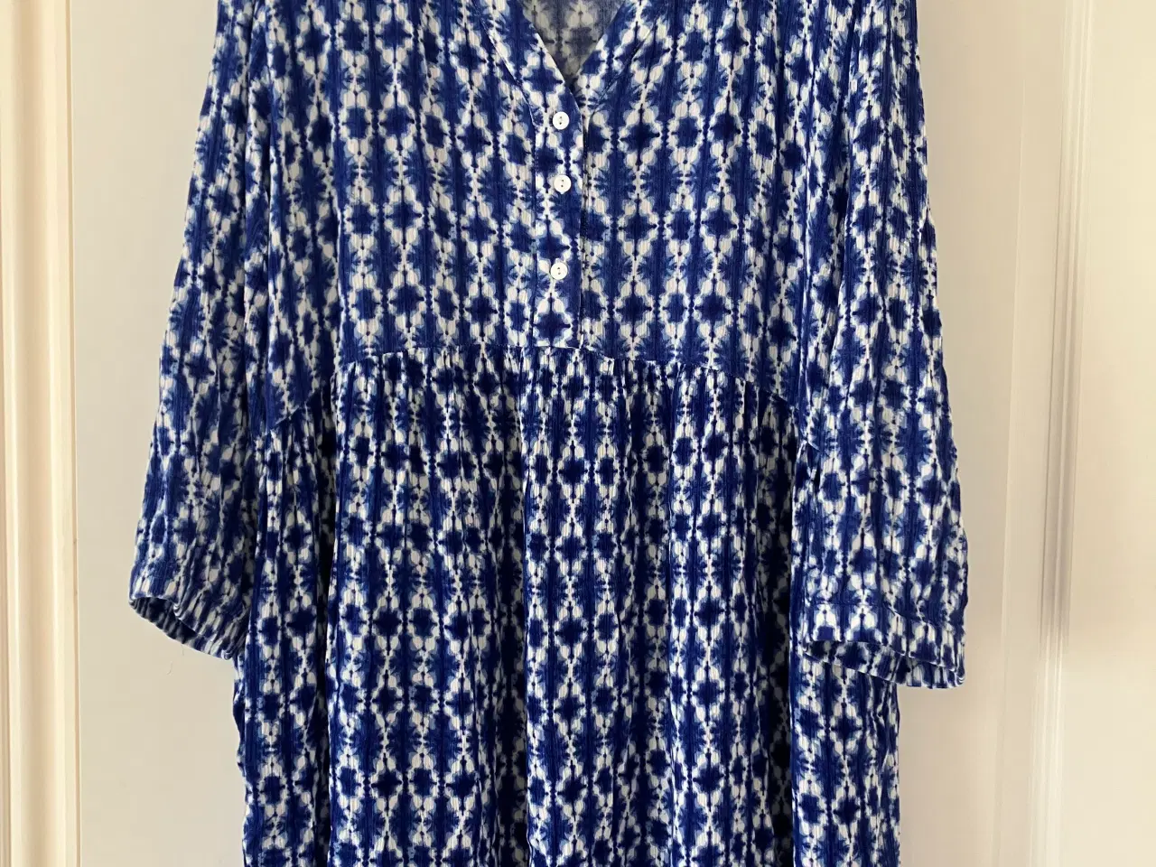 Billede 1 - Blue Daisy kjole